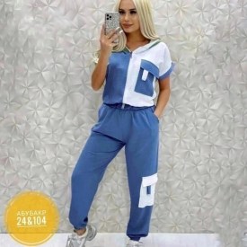 Костюм