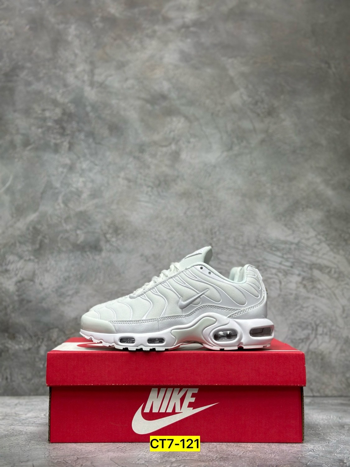 кроссовки nike tn air max plus,кроссовки найк тн плюс,кроссовки nike air max tn plus мужские,кроссовки nike air max plus,nike air max tn plus white