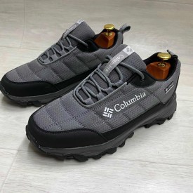 Кроссовки