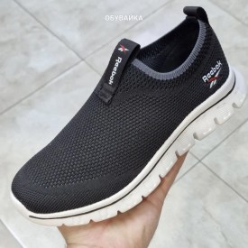 Кроссовки