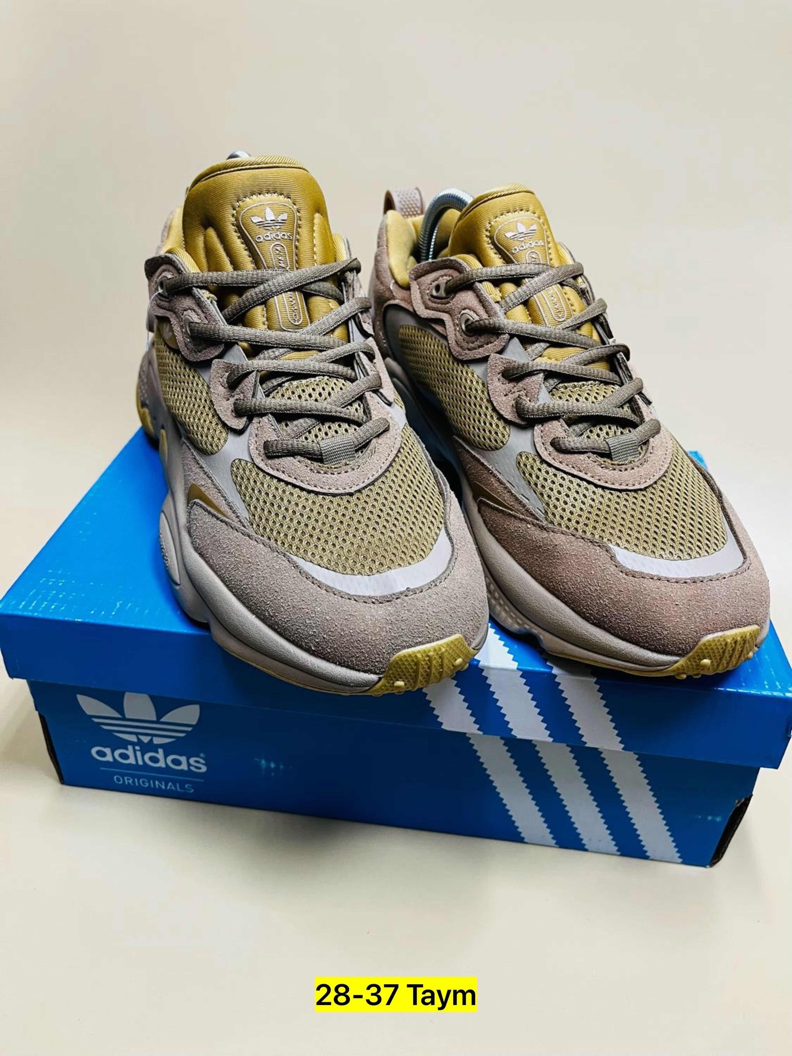 кроссовки,мужские кроссовки,кроссовки adidas,кроссовки для мужчин,кроссовки adidas ozweego