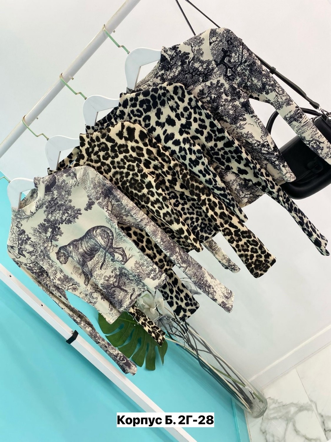 трикотажные ткани,ткань,жаккард леопард ткань,свитер с леопардовым принтом,трикотажные