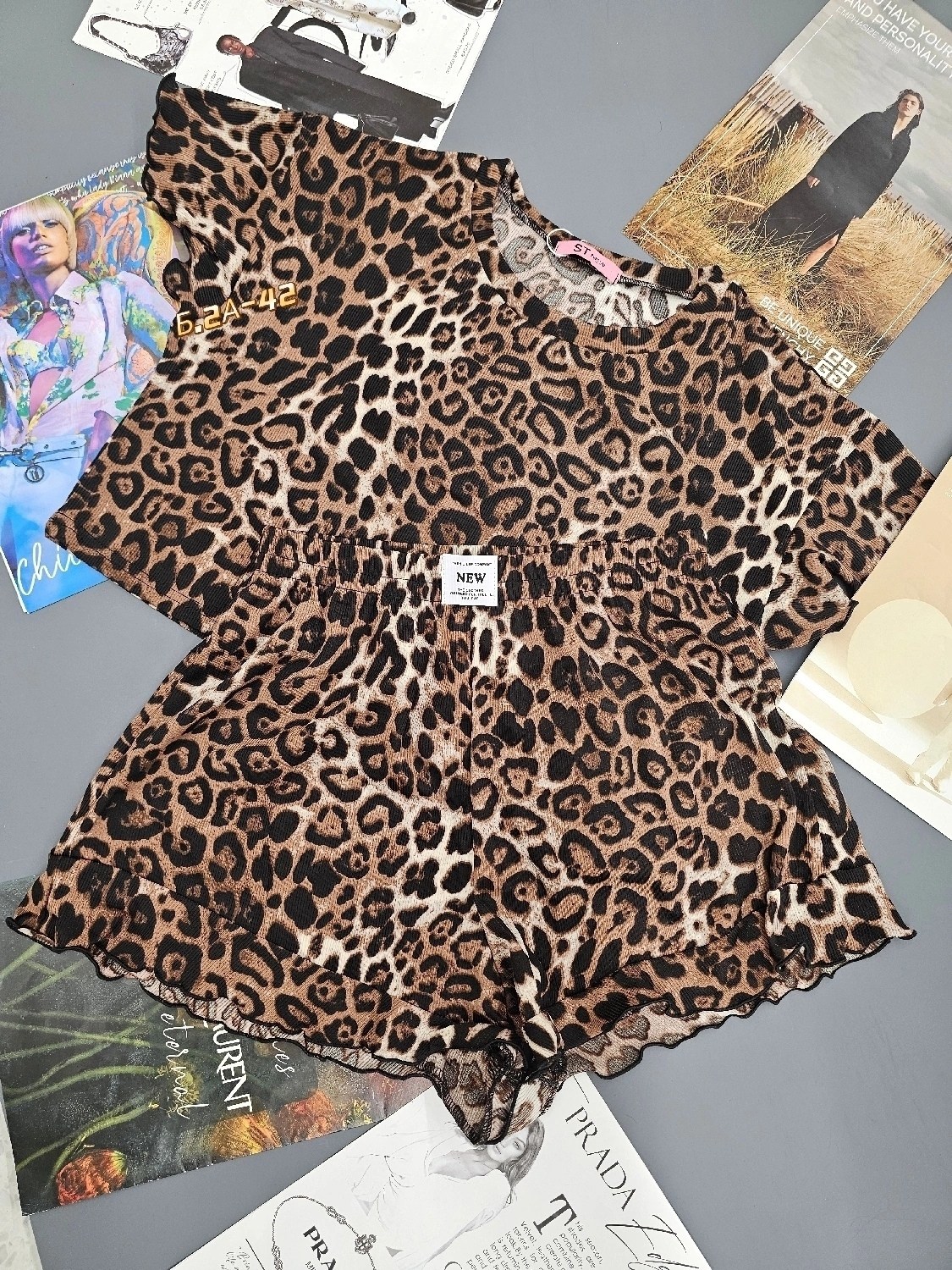 леопардовый,леопардовая одежда,одежда леопард,леопардовый узор,принт леопард