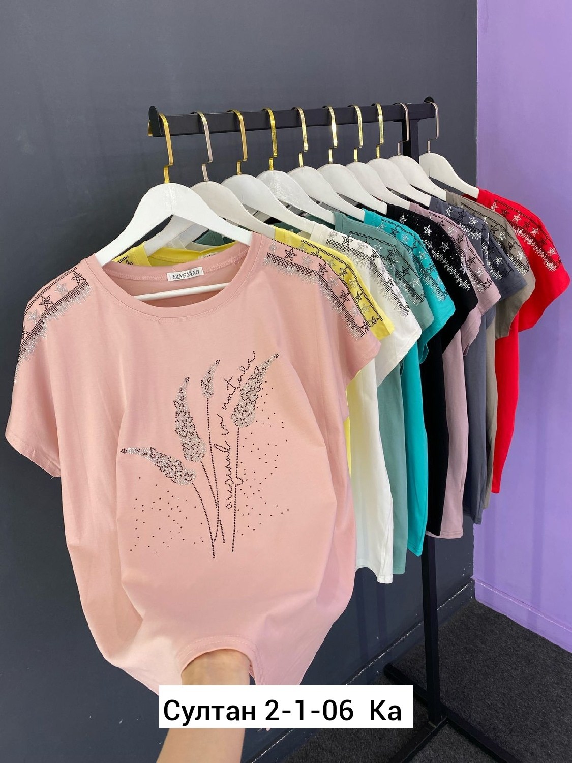 футболка женская,женская футболка со стразами,,турецкие футболки женские,футболка со стразами