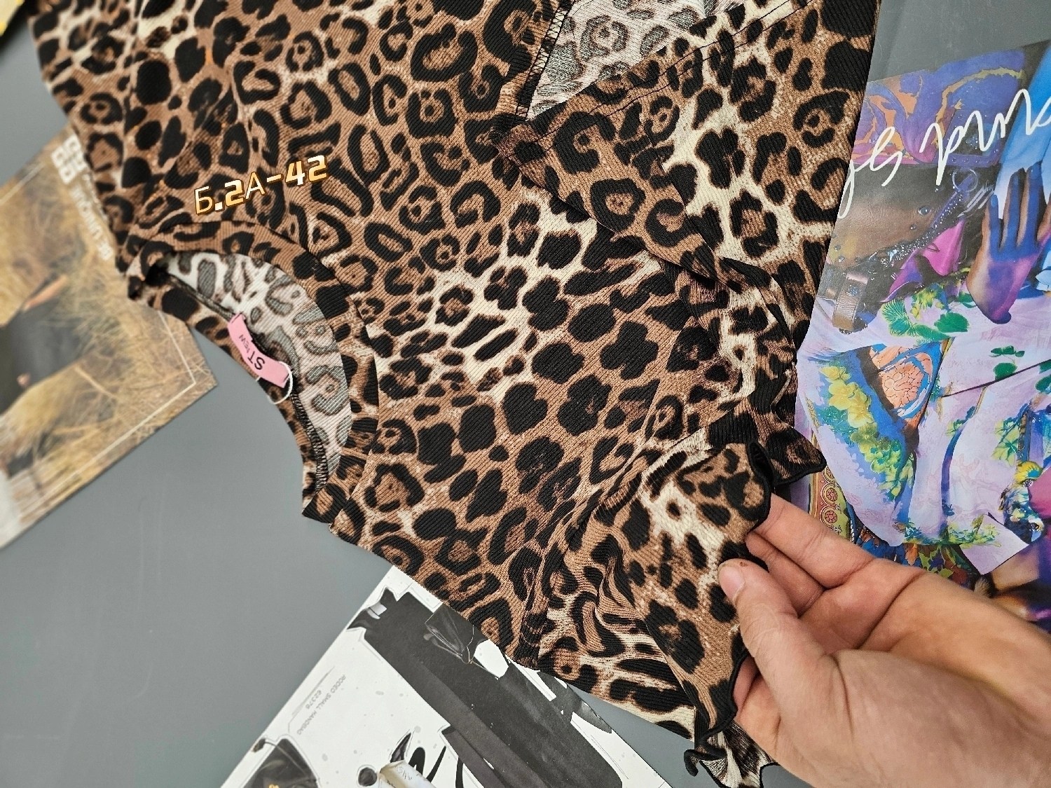 леопардовый,леопардовая одежда,одежда леопард,леопардовый узор,принт леопард