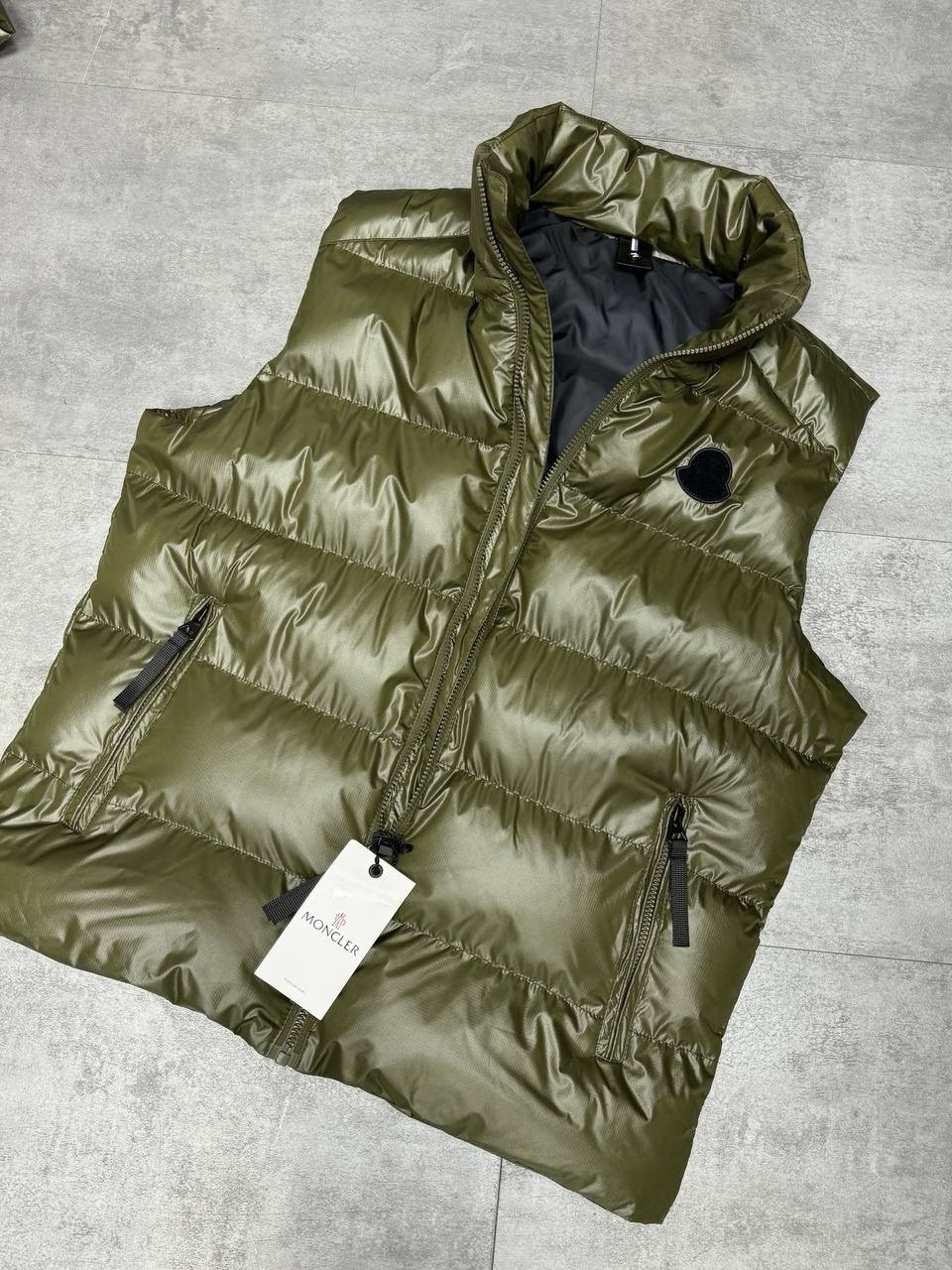 жилетка moncler,жилетка монклер green,жилет moncler,жилетка монклер мужская,moncler мужской жилет