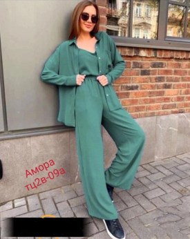 Костюм