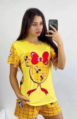 Костюм
