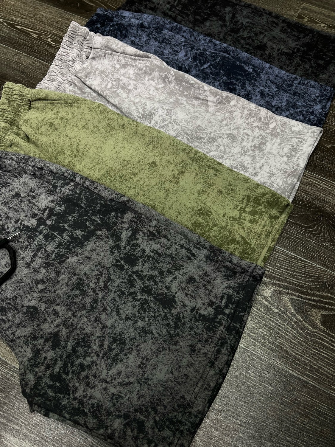 велюр,ткань из мрамора,велюровые джоггеры,пижама брюки,бархат