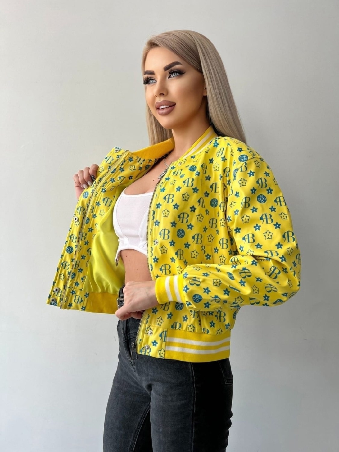 куртка бомбер на весну,женская куртка бомбер,куртка бомбер,бомбер женская,легкая куртка