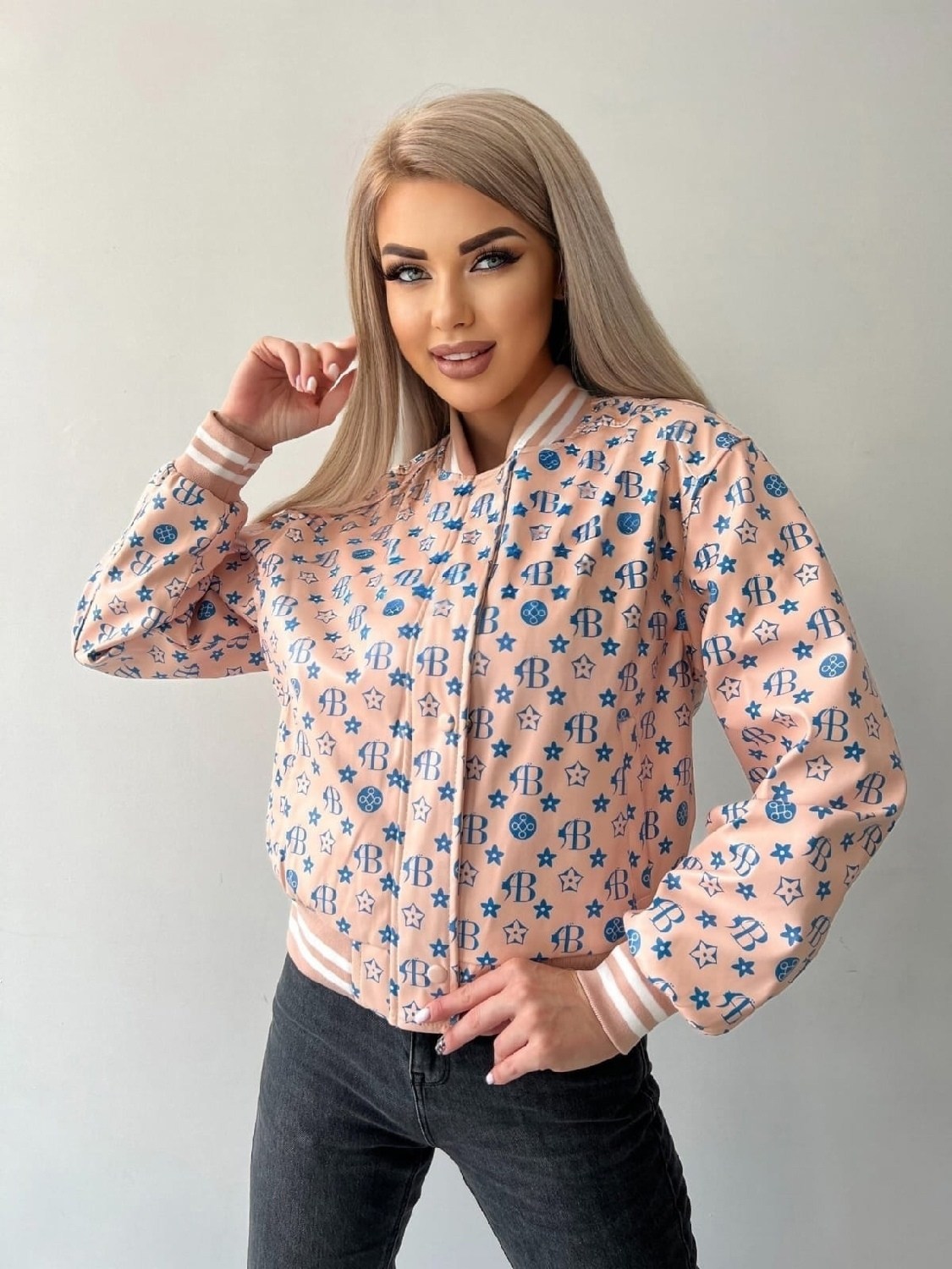 куртка бомбер на весну,женская куртка бомбер,куртка бомбер,бомбер женская,легкая куртка