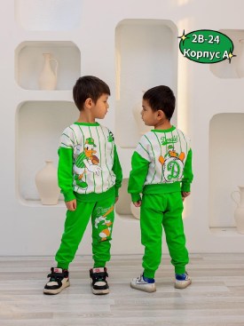 Костюм