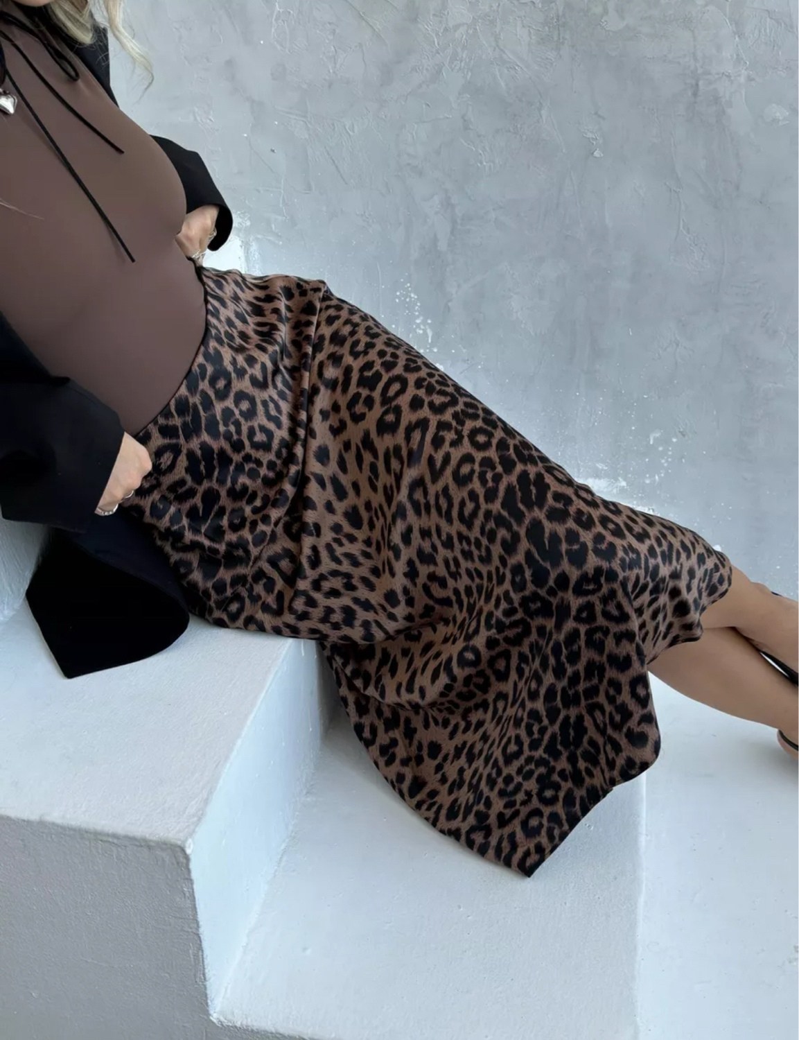 атласная юбка,юбка,юбка миди,атласная юбка миди,черная атласная юбка