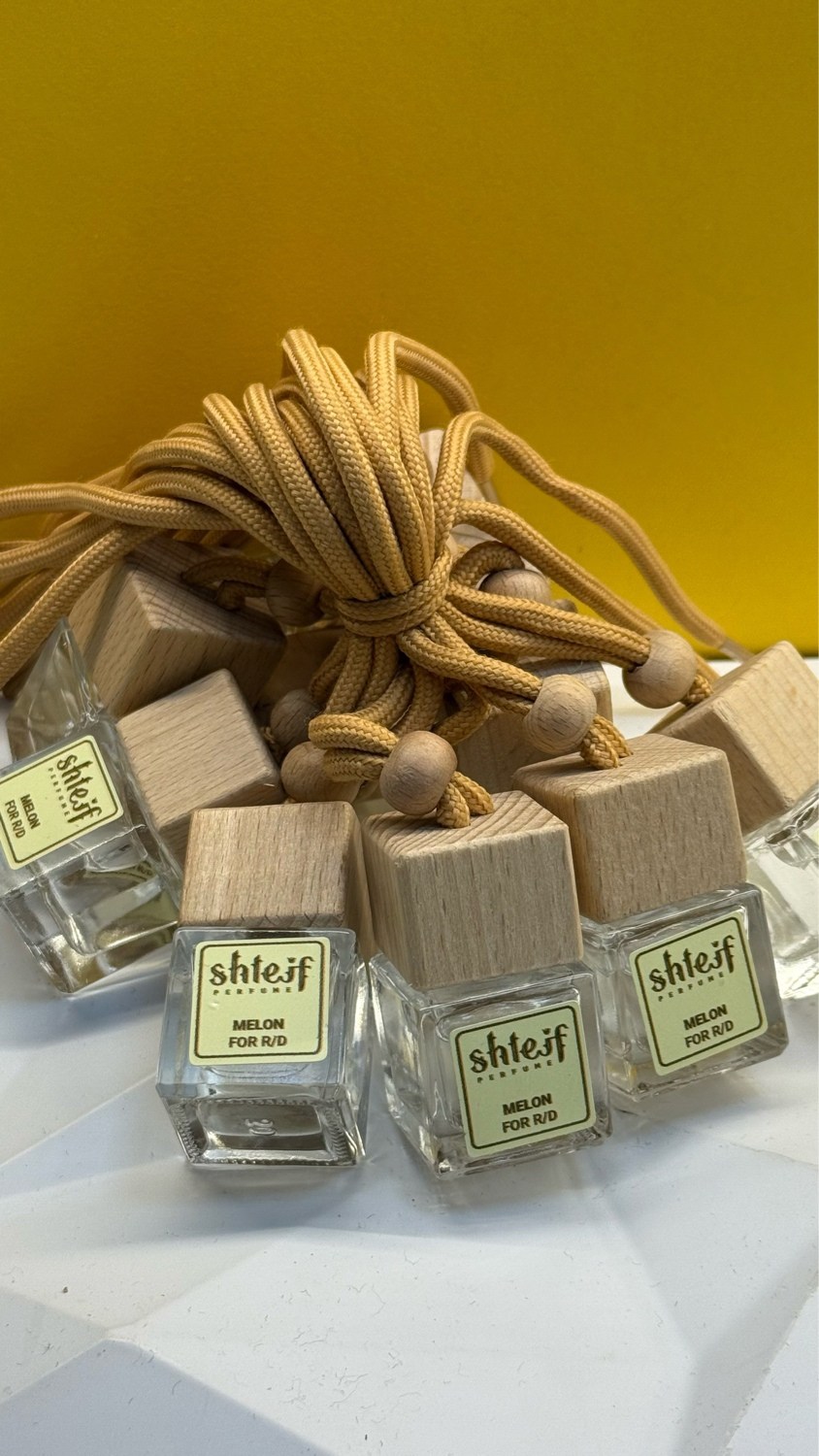 ароматизатор в машина,аромат,ароматизатор в машину висячий,ароматизатор в автомобиль,ароматизатор для авто