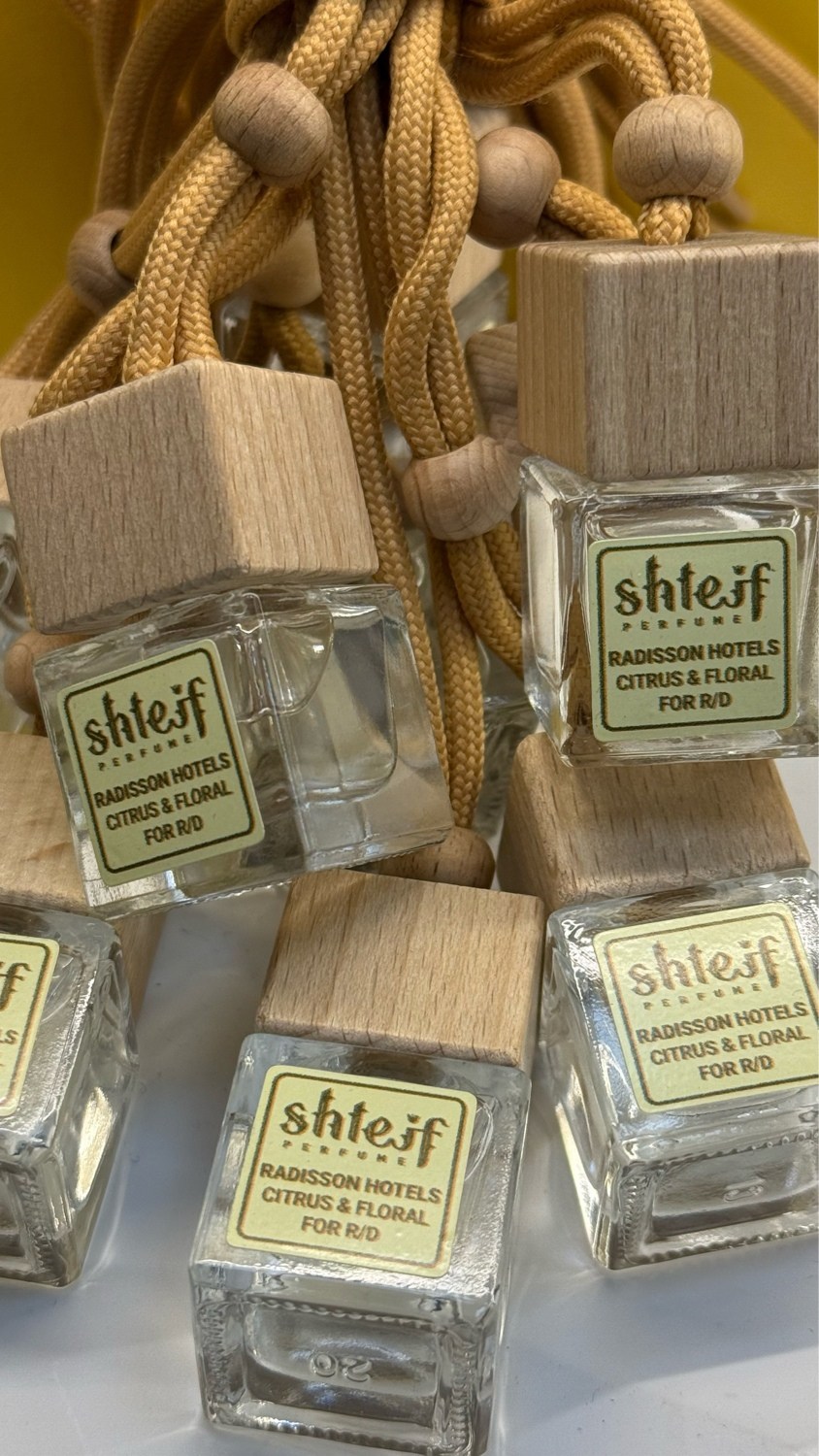 ароматизатор в машина,аромат,ароматизатор в машину висячий,ароматизатор в автомобиль,ароматизатор для авто