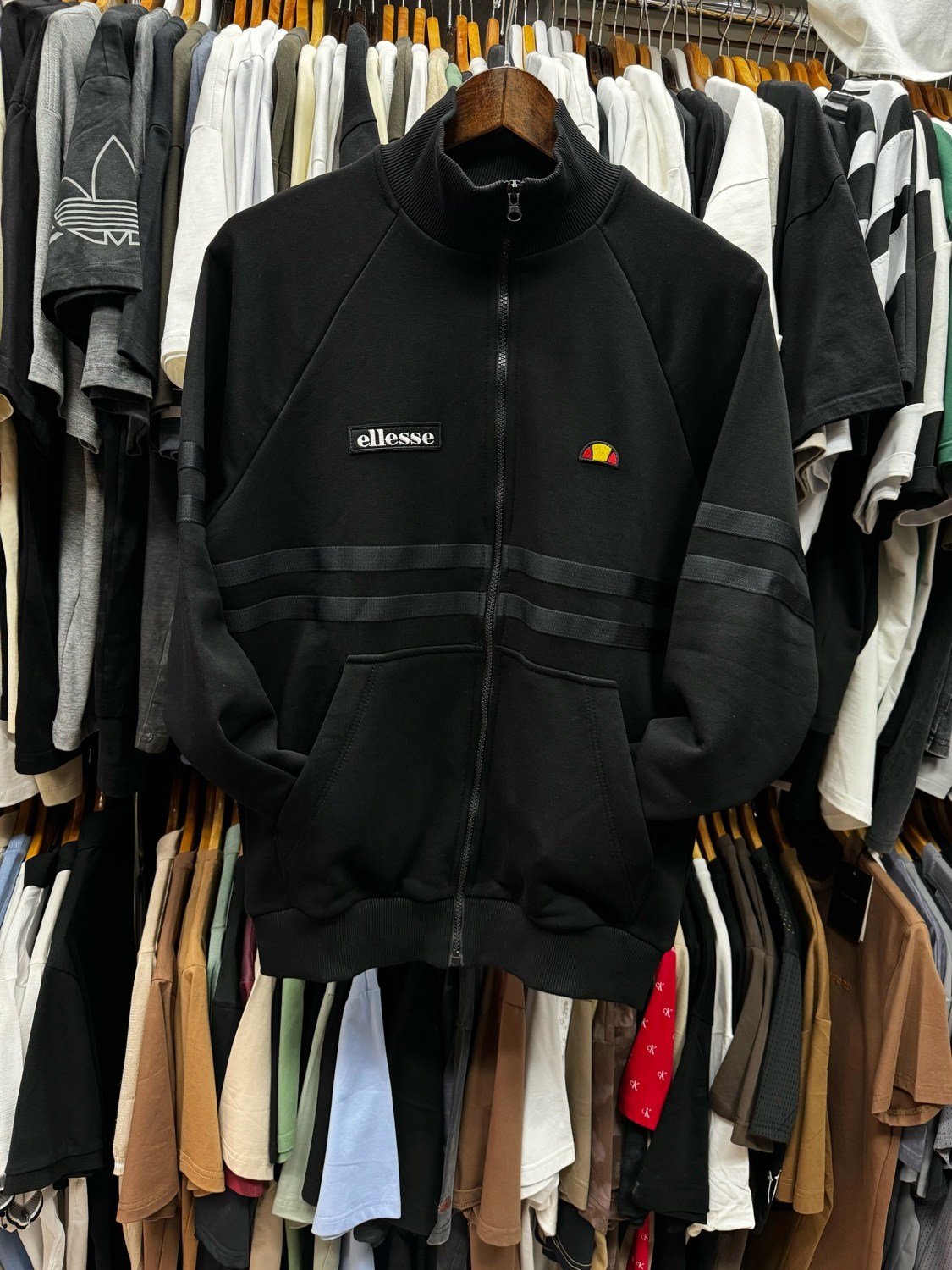 куртка бомбер,ellesse олимпийка,куртка ellesse,куртка флисовая,спортивная куртка ellesse