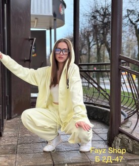 Костюм