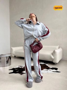 Костюм