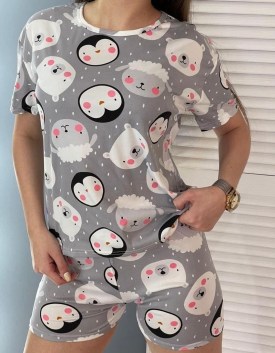 Костюм