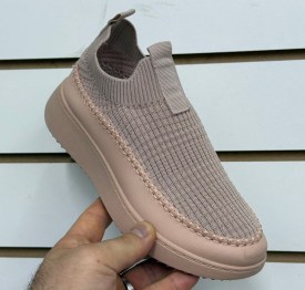 Кроссовки