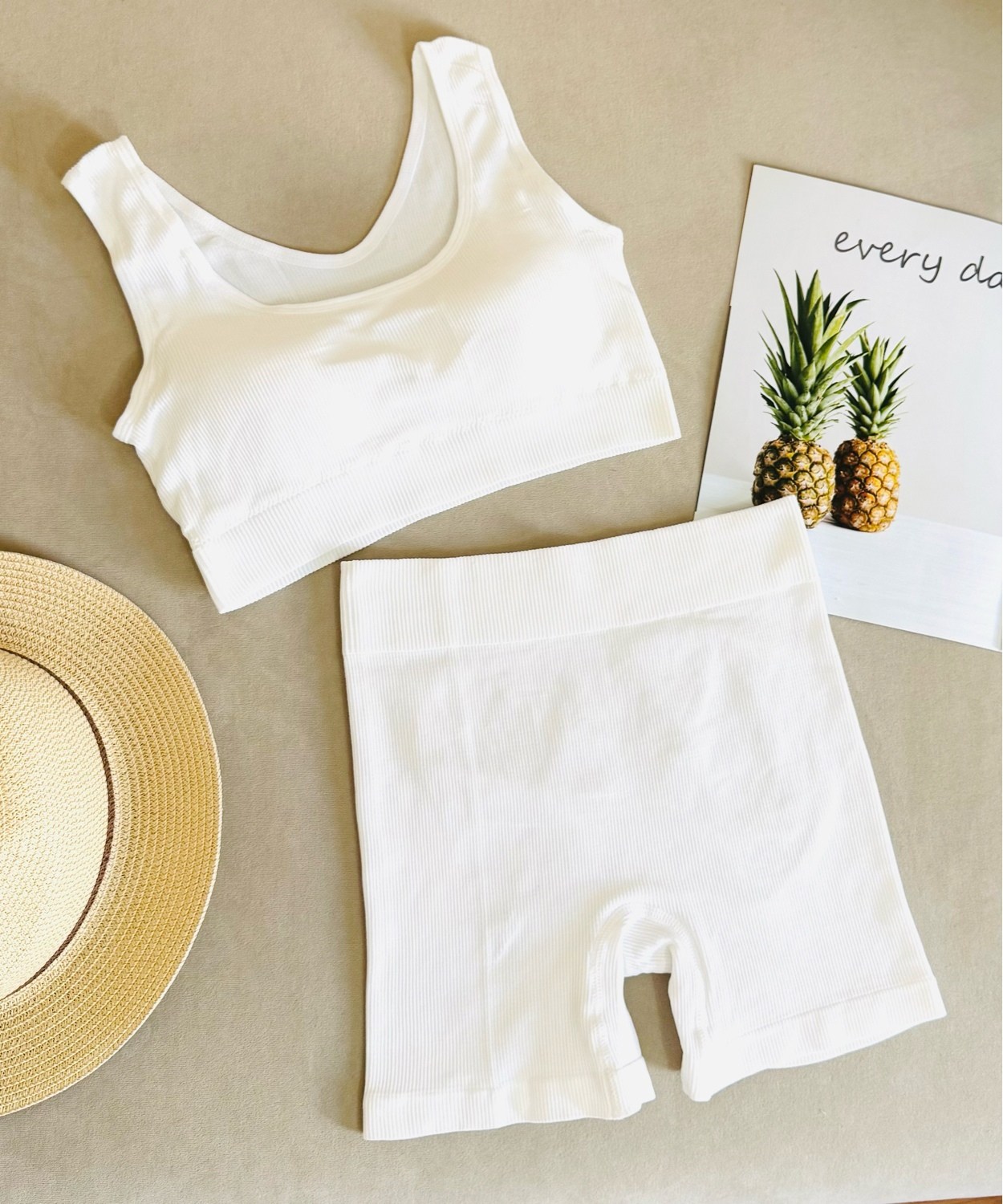 комплект нижнего белья женский бесшовное,нижнее белье комплект бесшовное,нижнее белье женский комплект,костюм топ и велосипедки,женский спортивный комплект