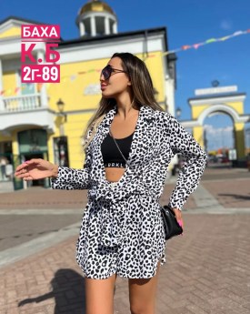 Костюм