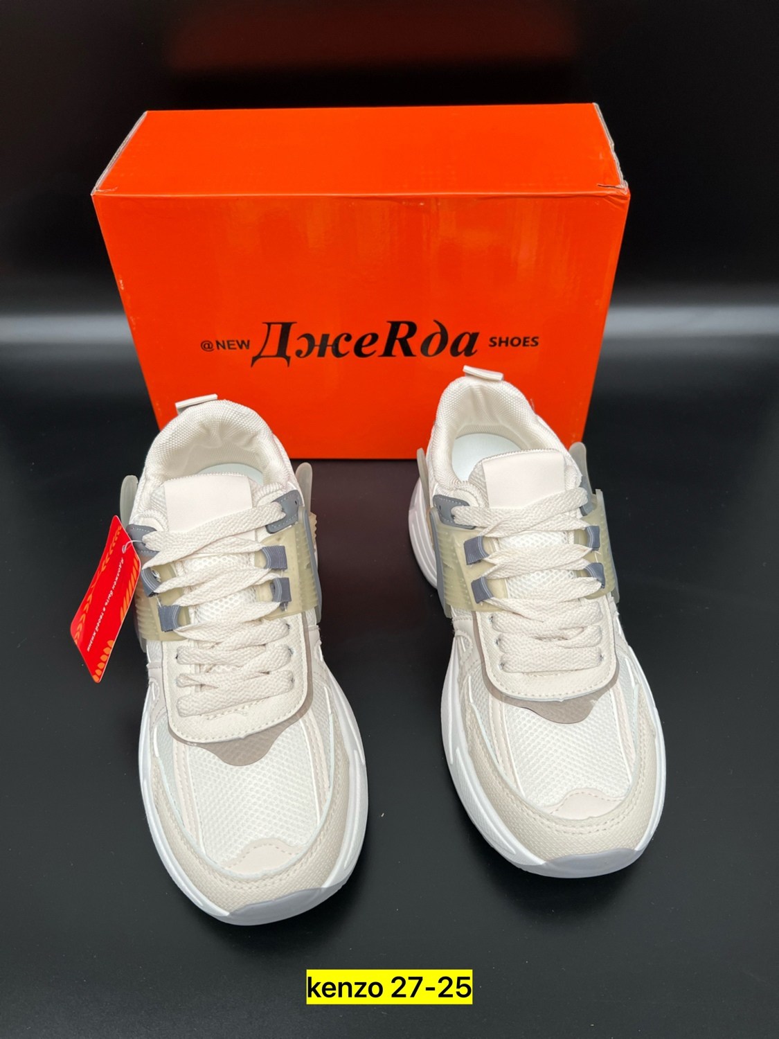 женские кроссовки,,повседневные кроссовки,спортивный ,женская