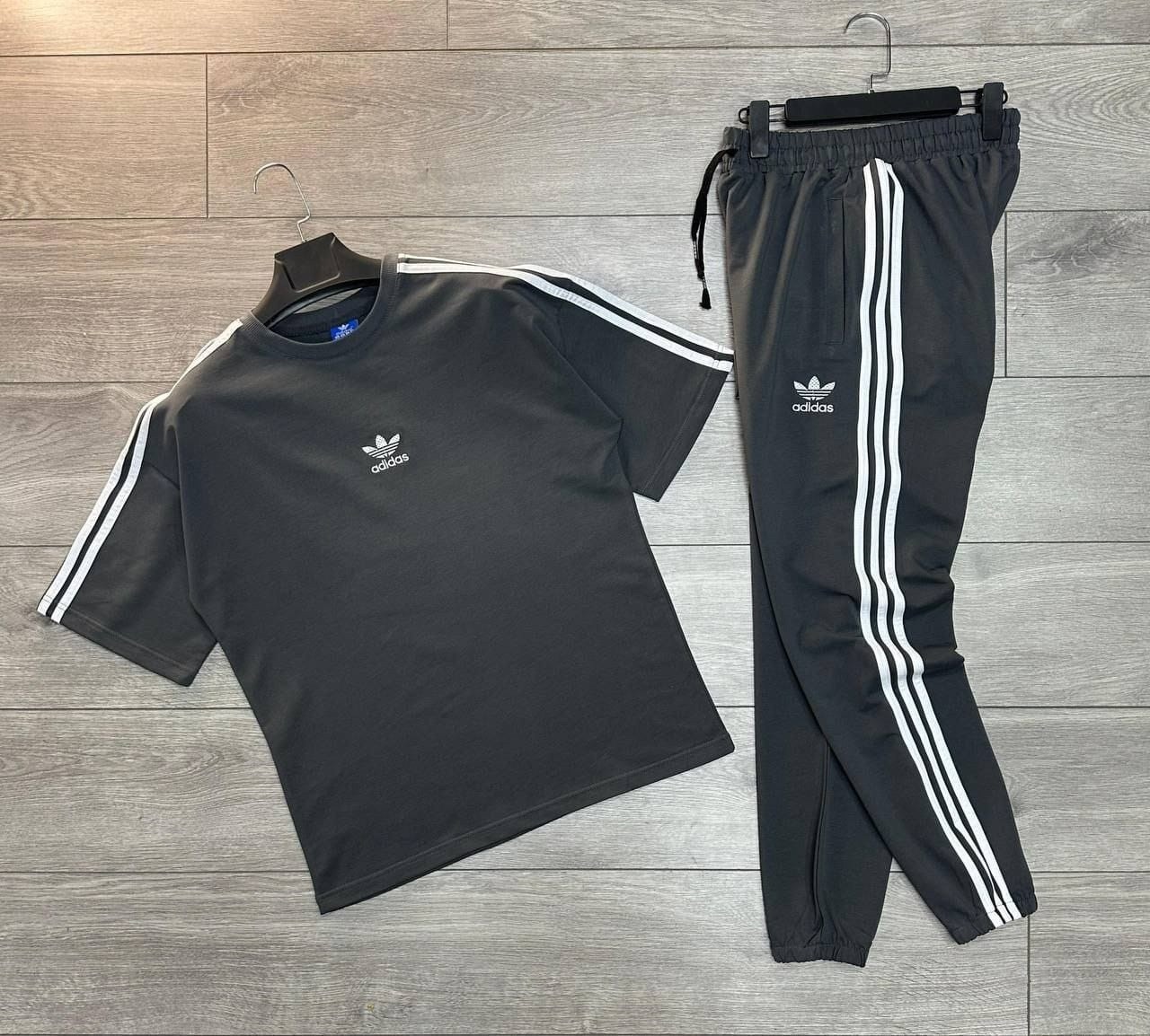 мужской спортивный костюм,спортивный костюм для мужчин,спортивный костюм мужской летний,спортивный костюм adidas,мужской спортивный костюм adidas bs259615z007