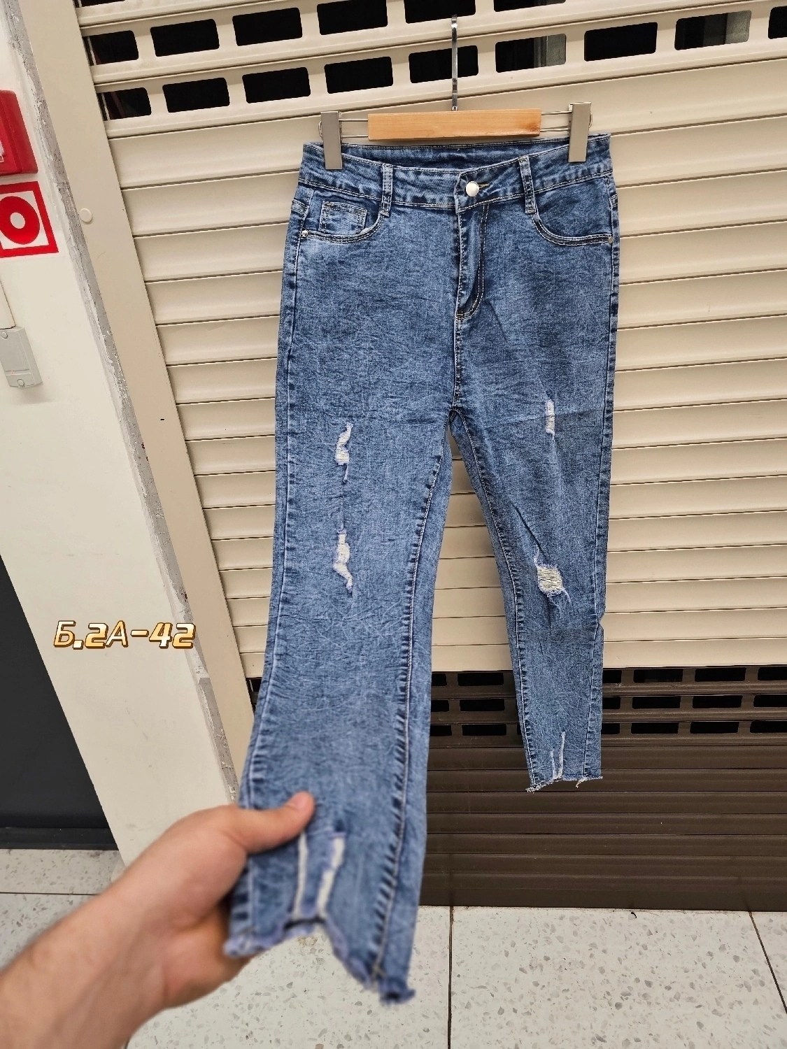 женские джинсы,женские джинсы и брюки,джинсы брюки,джинсах,одежда джинсы