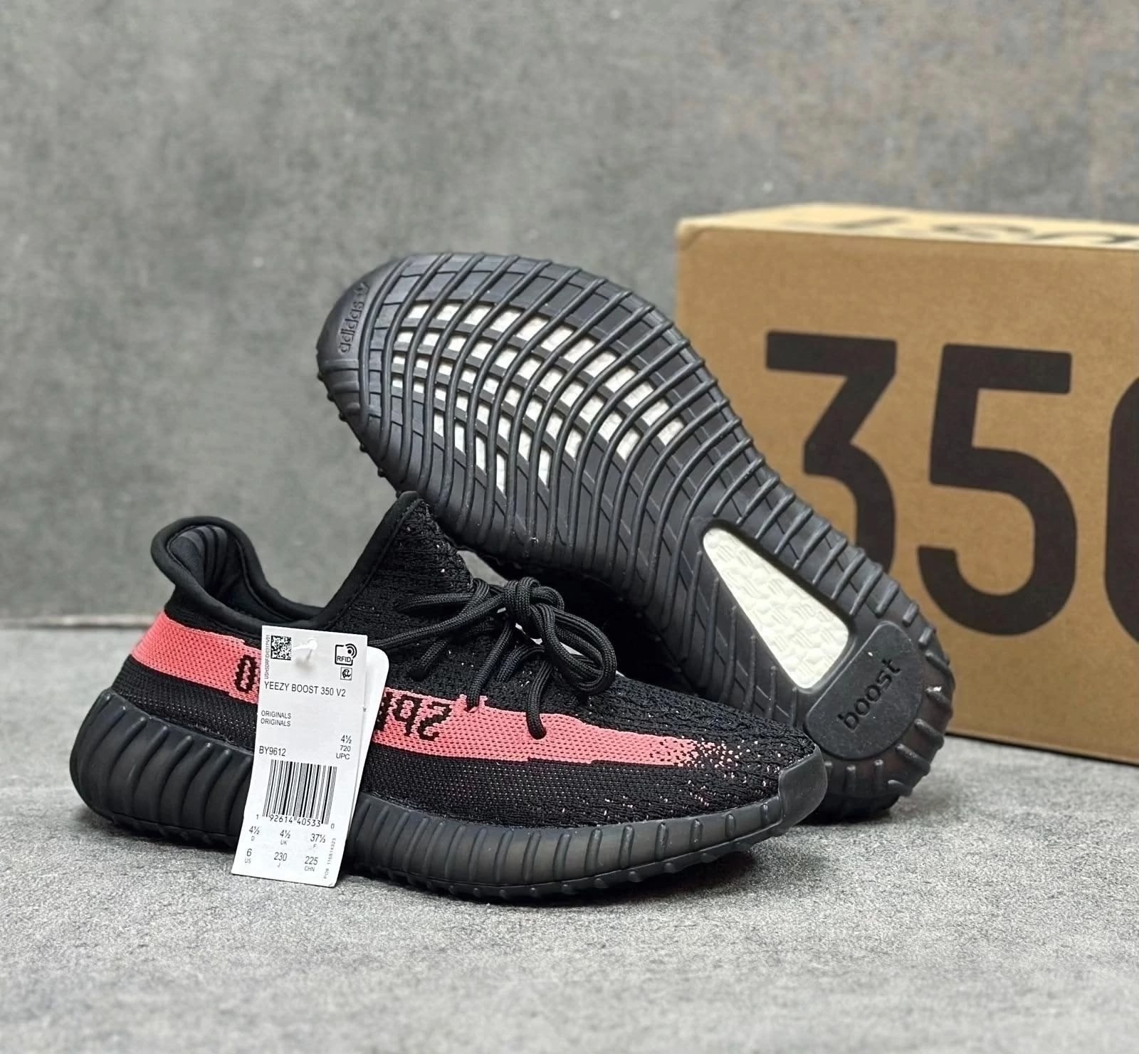 yeezy boost 350 oreo,adidas yeezy boost 350,adidas yeezy boost 350 v 2,adidas yeezy boost,yeezy boost 350 v 2