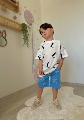 Костюм