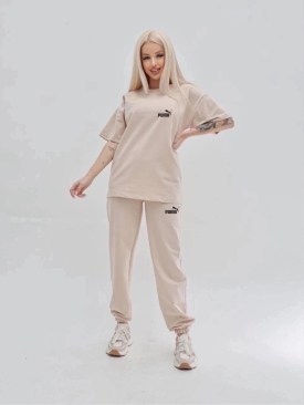 Костюм