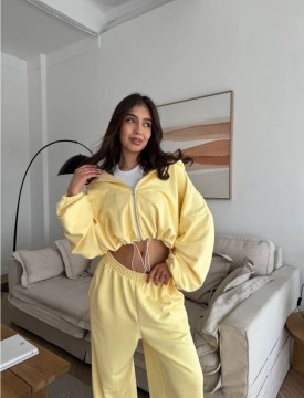 Костюм