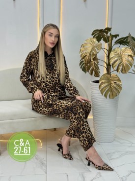 Костюм