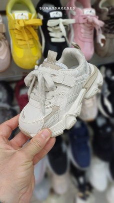 Кроссовки