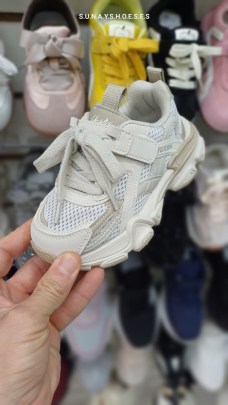 Кроссовки