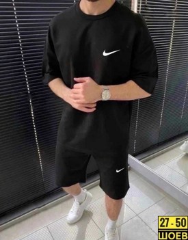 Костюм