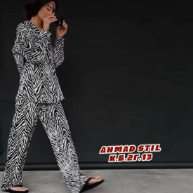 Костюм