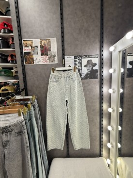 Джинсы