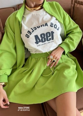 Костюм