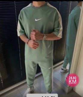 Костюм