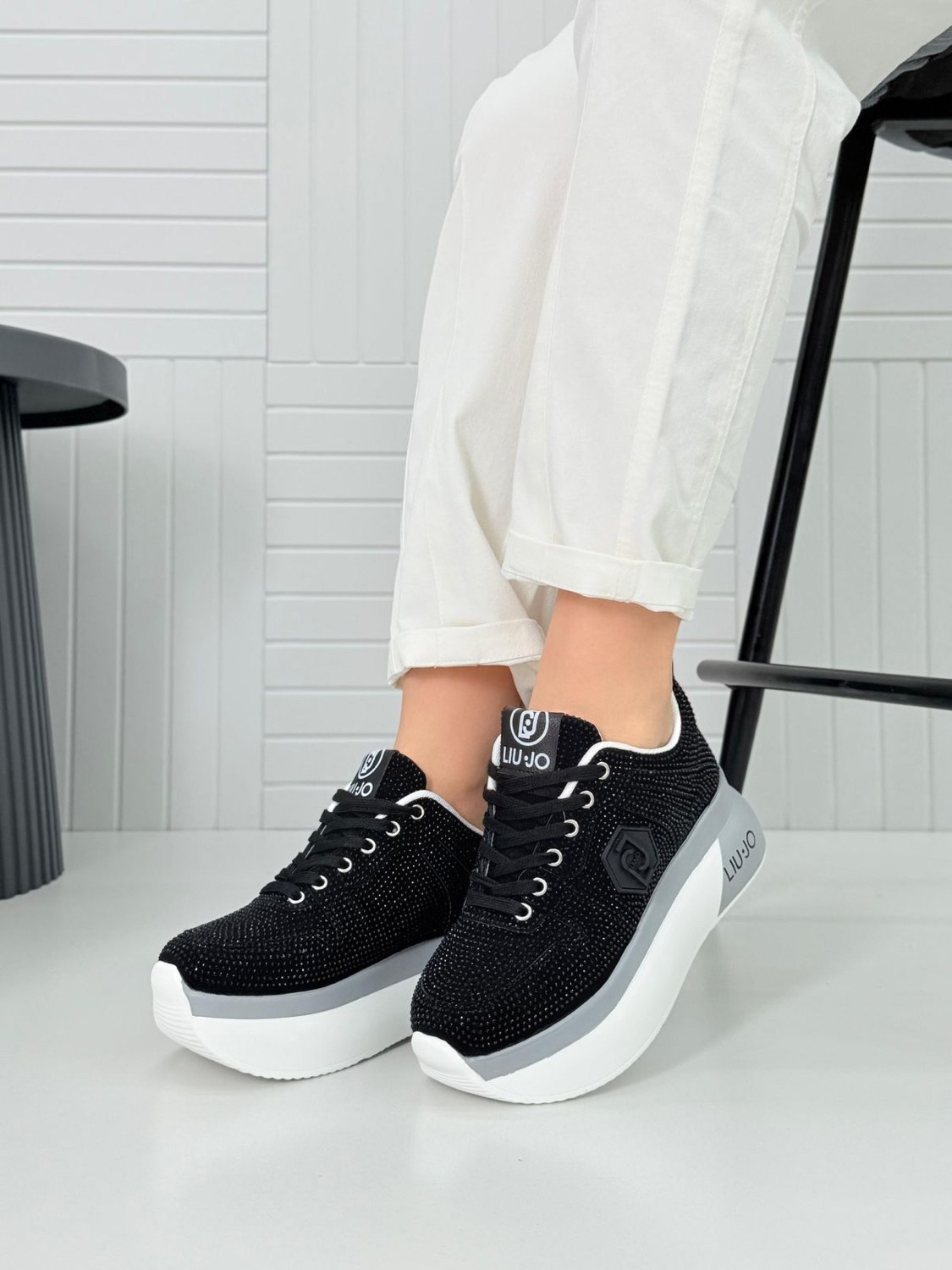 ,кеды на высокой подошве женские,кроссовки женскиe,кроссовки модные женские,стильные кроссовки