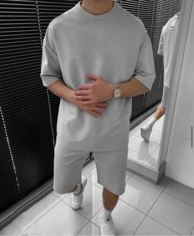 Костюм