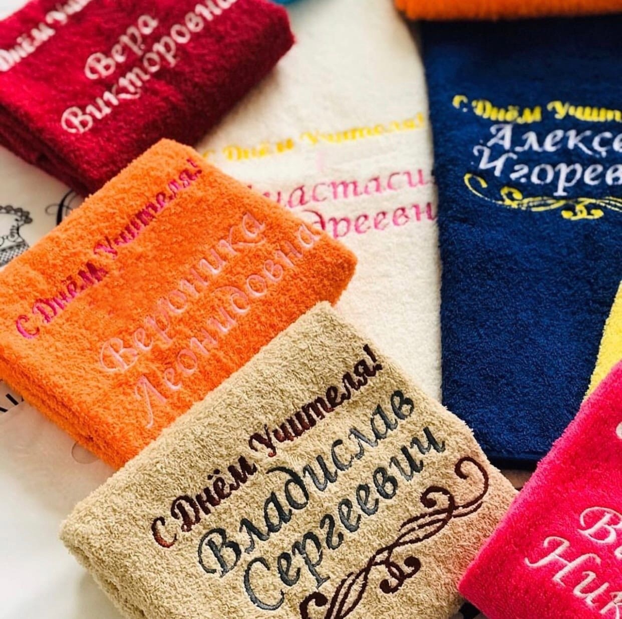 полотенца с вышивкой,полотенца махровая,полотенце махровое именное,именное полотенце,именное полотенце с вышивкой