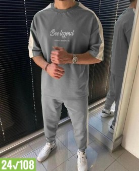 Костюм