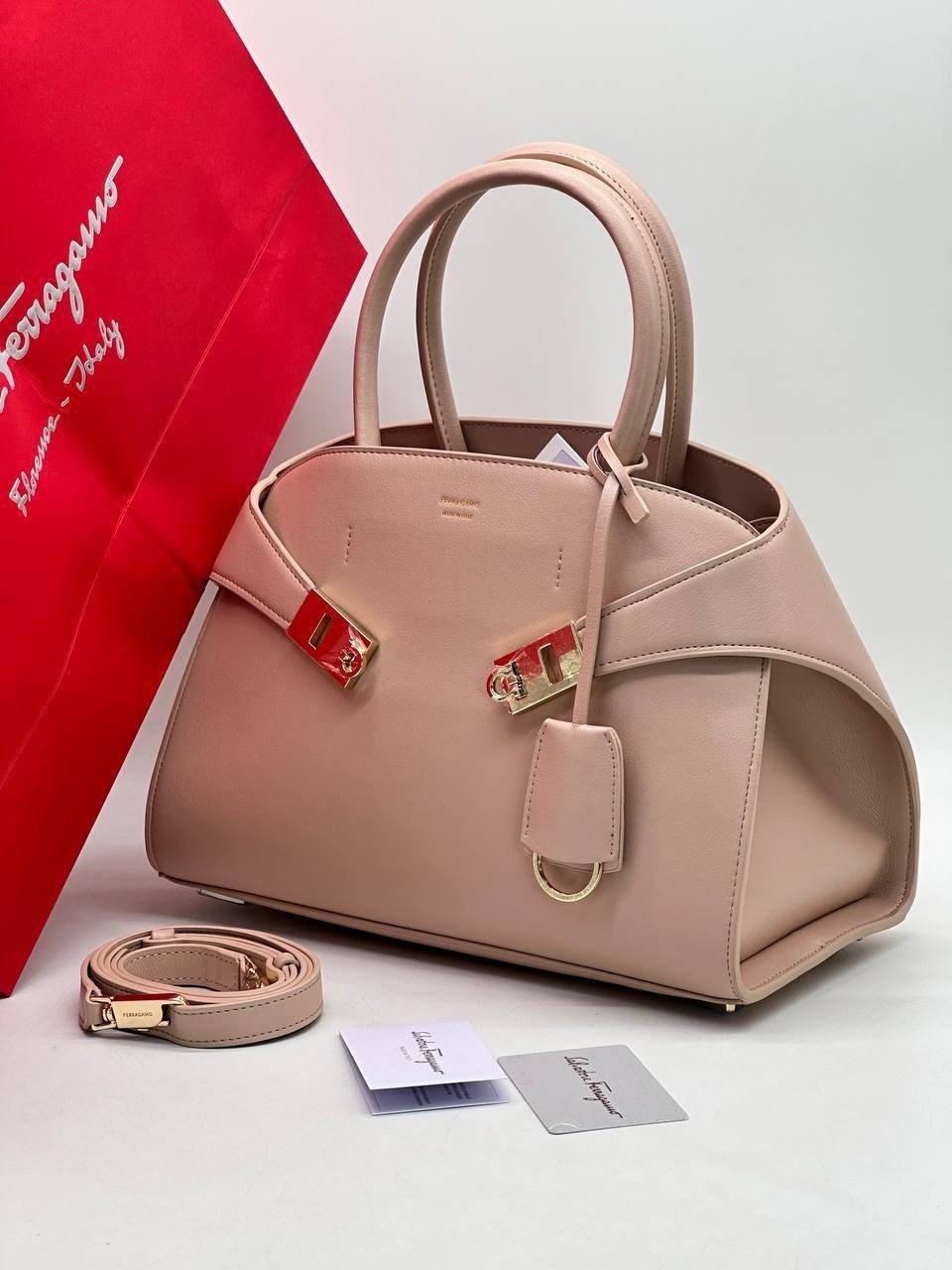 salvatore ferragamo сумка,сумка ferragamo,сумка феррагамо,женская брендовая сумка,сумка