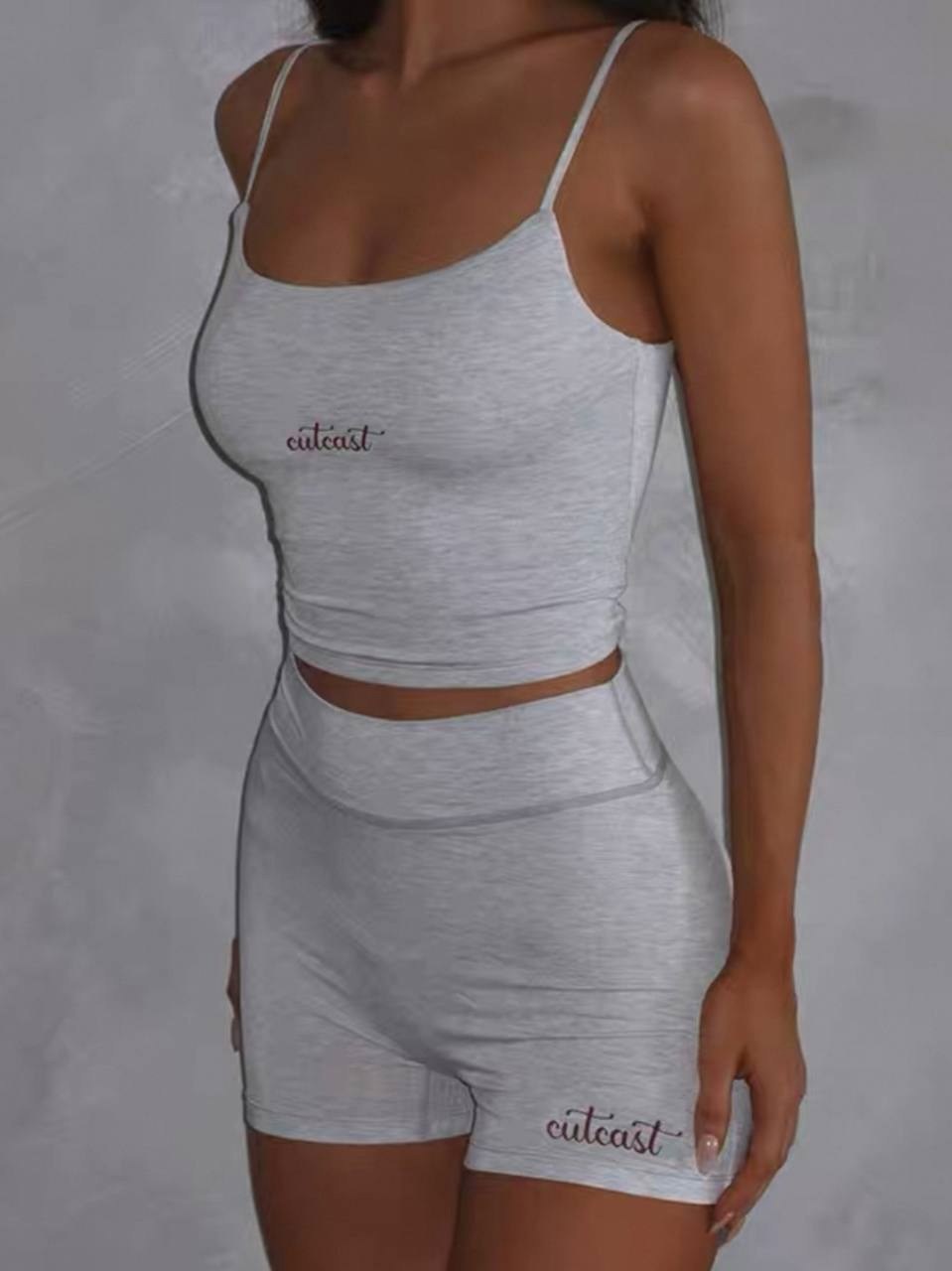 девушка,комплект с шортами,двойка с шортами,женские костюмы,женский костюм двойка