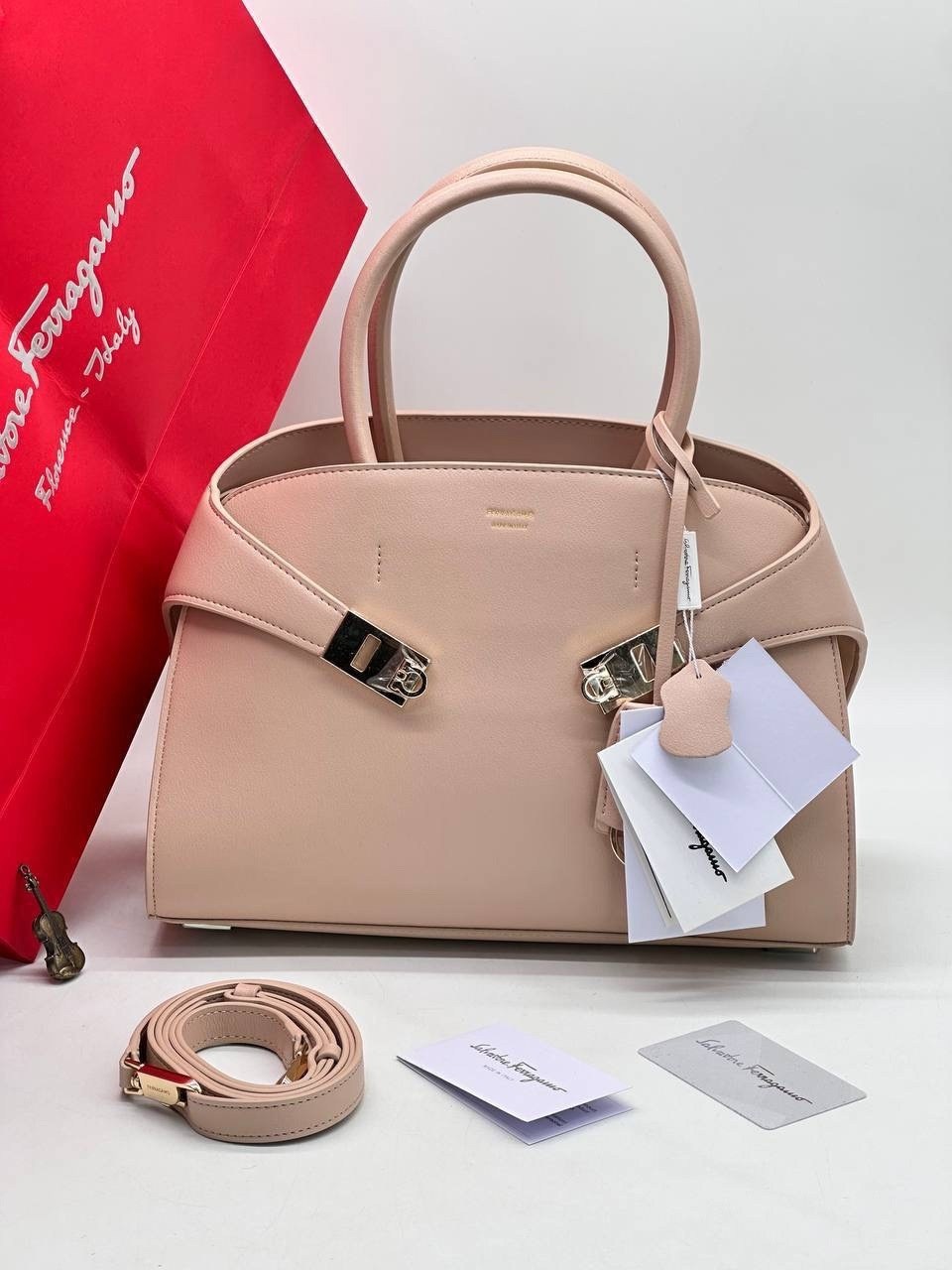 salvatore ferragamo сумка,сумка ferragamo,сумка феррагамо,женская брендовая сумка,сумка