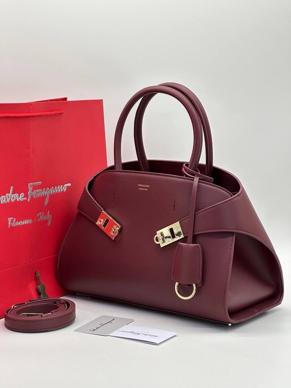 salvatore ferragamo сумка,сумка ferragamo,женская брендовая сумка,сумка,сумка женская