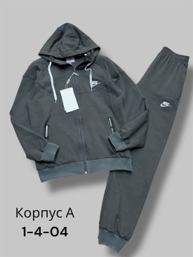 Костюм
